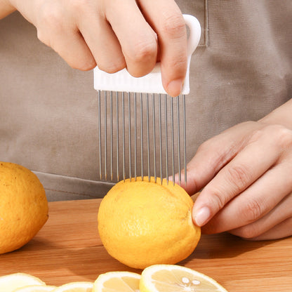 Aide coupe légumes, fruits, viandes